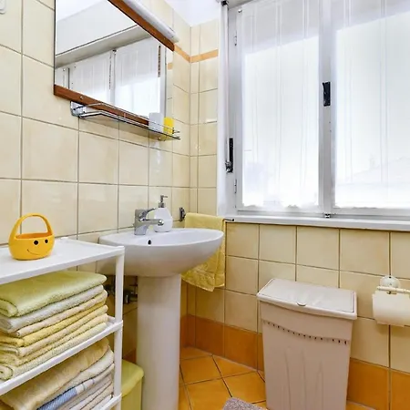 Fuer 2 Personen Ca 22 Qm In Pula, Istrien Istrische Riviera *